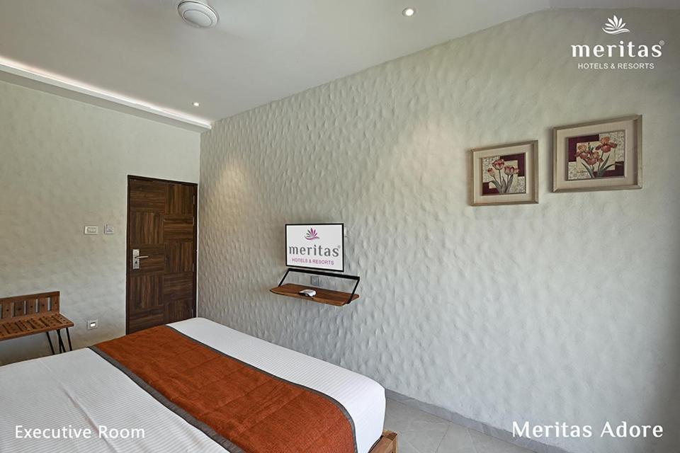 Meritas Adore Resort Lonavala Buitenkant foto